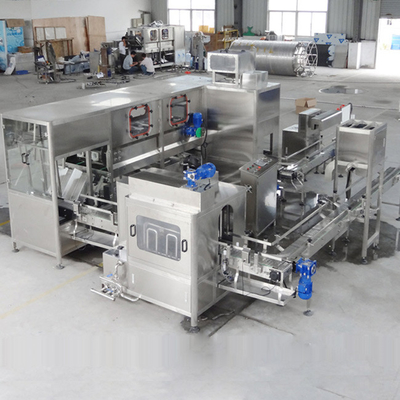kopen Aangepaste Automatische het Flessenvullenmachine 300BPH van het 5 Gallonwater online manufacture