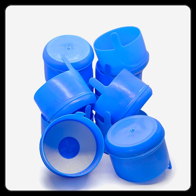 kopen De blauwe Vriendschappelijke Kroonkurken van het 5 Gallonswater van Eco met LDPE HDPE TPE Materiaal online manufacture